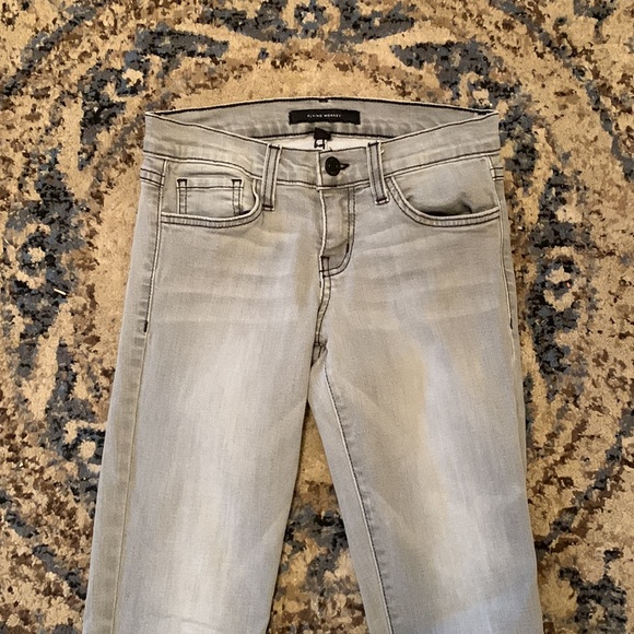 Flying Monkey Skinny Jeans- size 25 - Picture 2 of 6
